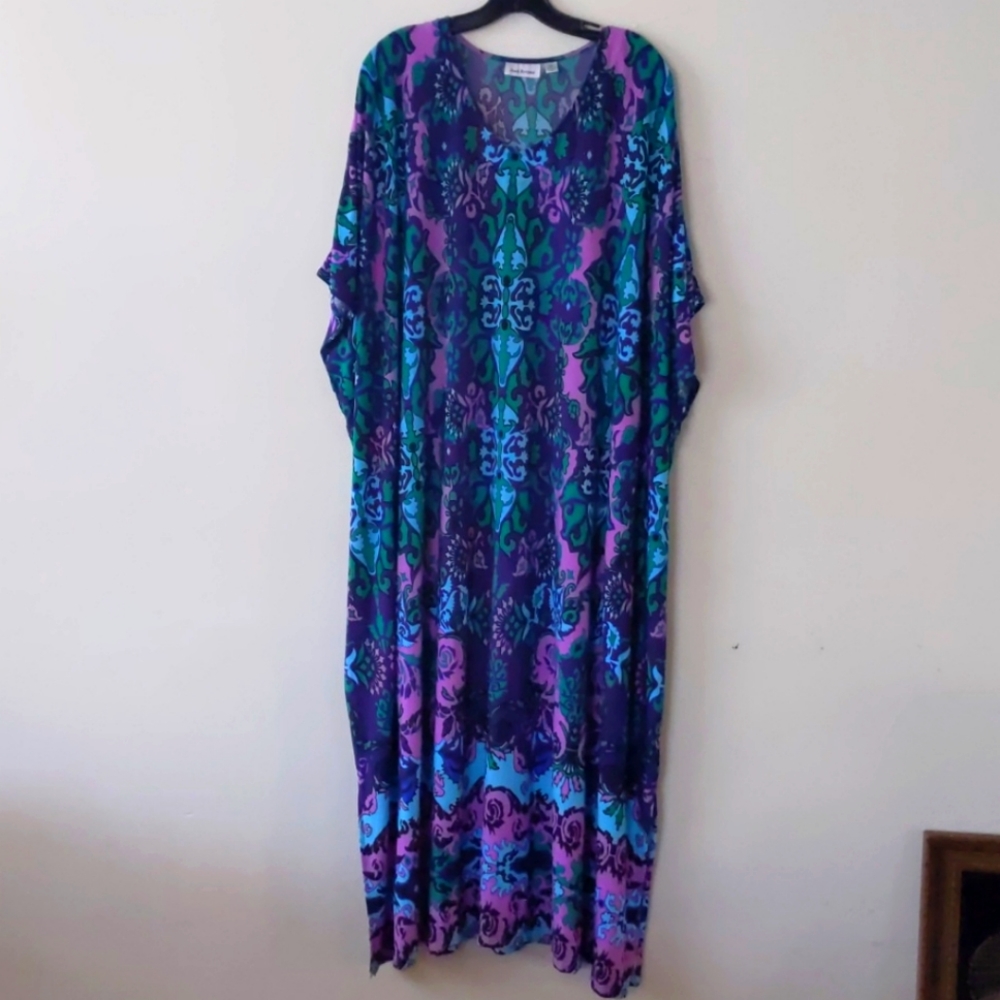 Vibrant vintage psychedelic caftan